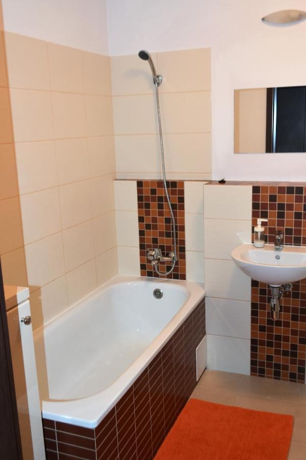 דירות ורשה Apartament Ken49 מראה חיצוני תמונה